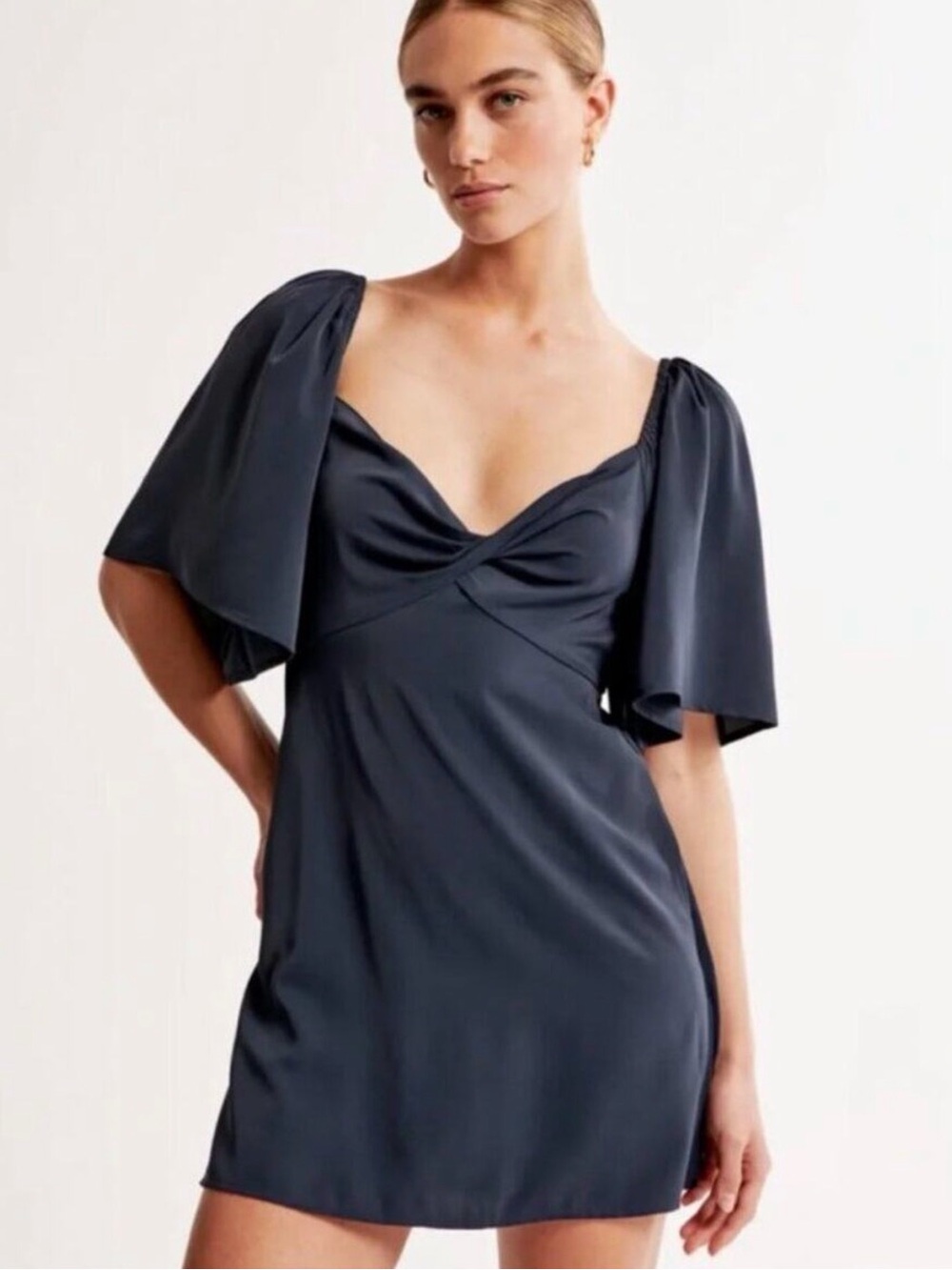 A&F Angel Sleeve Mini Skort